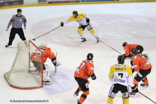 Photo hockey reportage Continental Cup J3 Match 6 : Victoire et qualification.