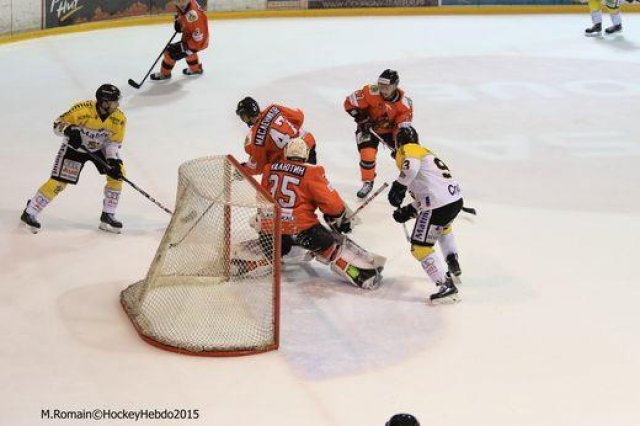 Photo hockey reportage Continental Cup J3 Match 6 : Victoire et qualification.