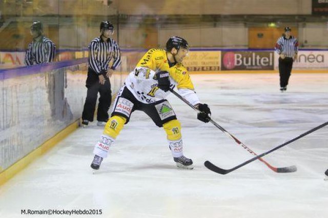 Photo hockey reportage Continental Cup J3 Match 6 : Victoire et qualification.