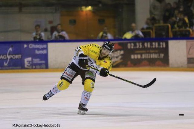 Photo hockey reportage Continental Cup J3 Match 6 : Victoire et qualification.