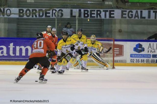 Photo hockey reportage Continental Cup J3 Match 6 : Victoire et qualification.