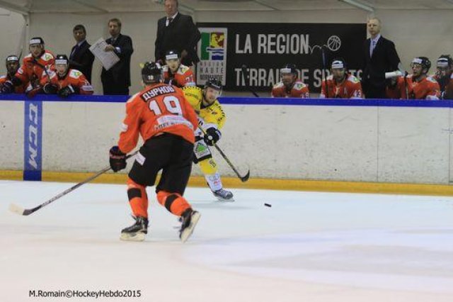 Photo hockey reportage Continental Cup J3 Match 6 : Victoire et qualification.