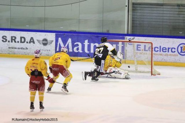 Photo hockey match Rouen - Dijon  le 24/11/2015
