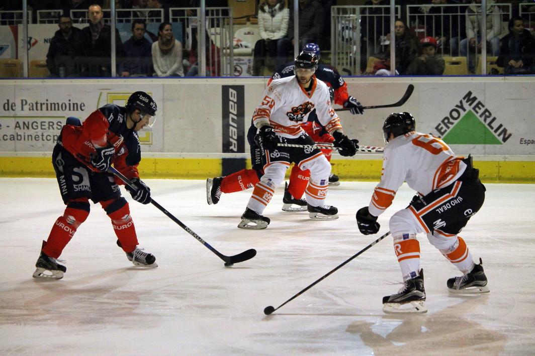 Angers  3 - 4 Epinal 