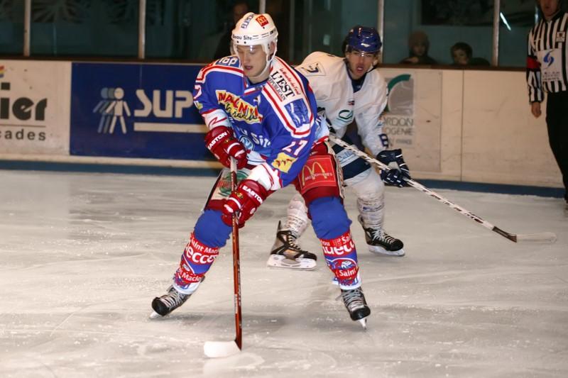 Epinal  3 - 4 Dijon 