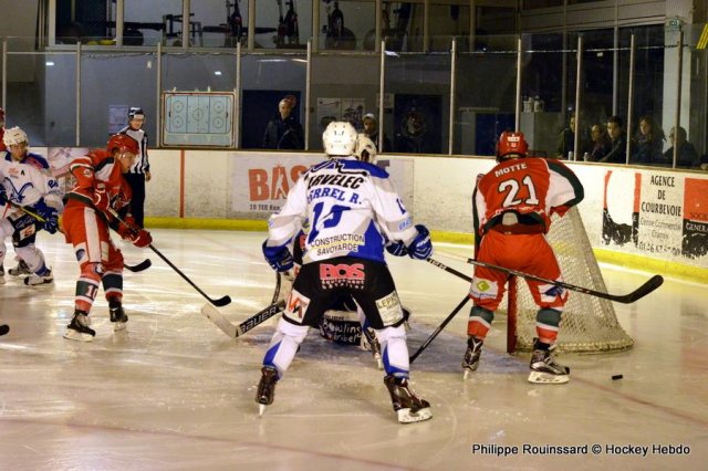 Photo hockey match Courbevoie  - Courchevel-Méribel-Pralognan le 28/11/2015