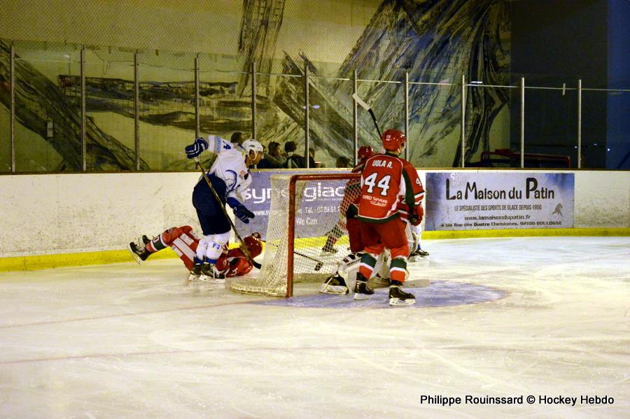 Courbevoie  5 - 3 Courchevel-Méribel-Pralognan