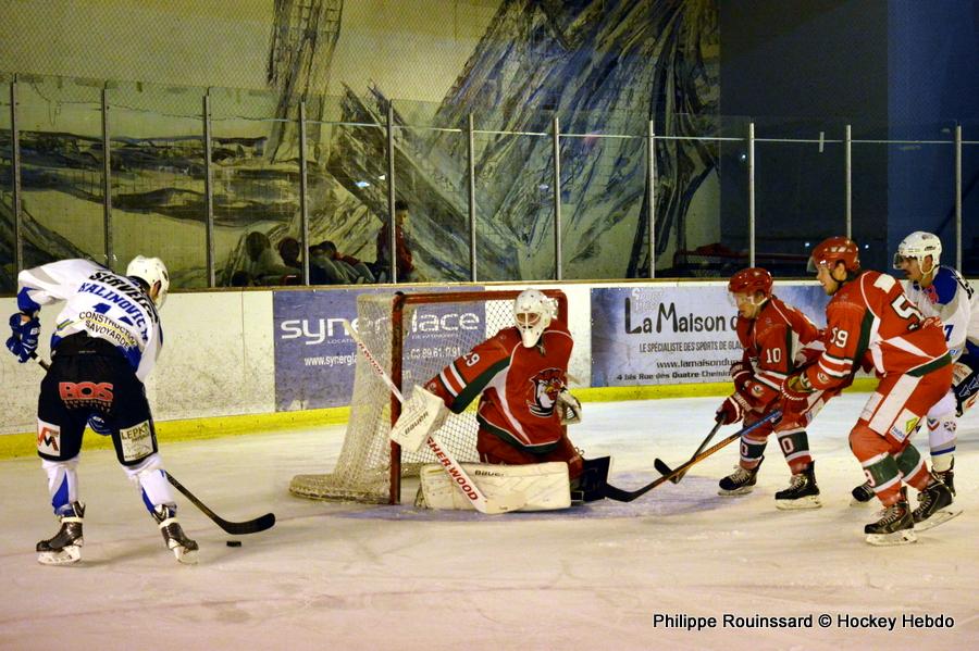 Courbevoie  5 - 3 Courchevel-Méribel-Pralognan