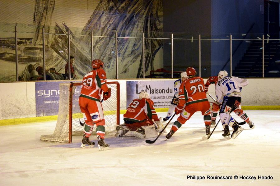 Courbevoie  5 - 3 Courchevel-Méribel-Pralognan