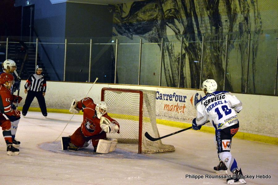 Courbevoie  5 - 3 Courchevel-Méribel-Pralognan