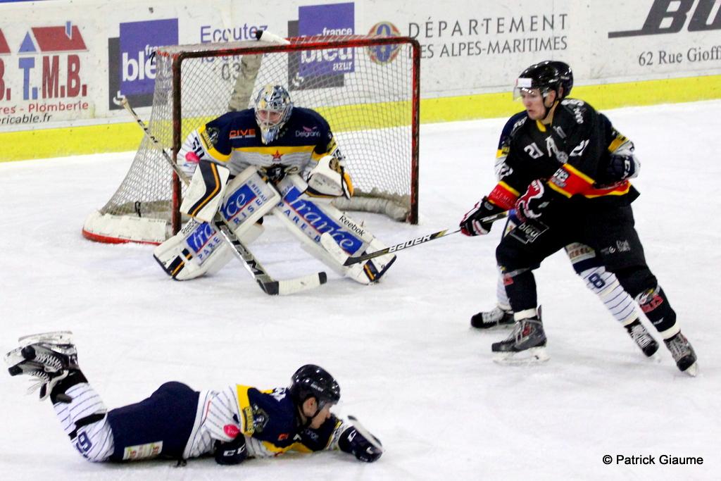 Nice 3 - 2 Dunkerque