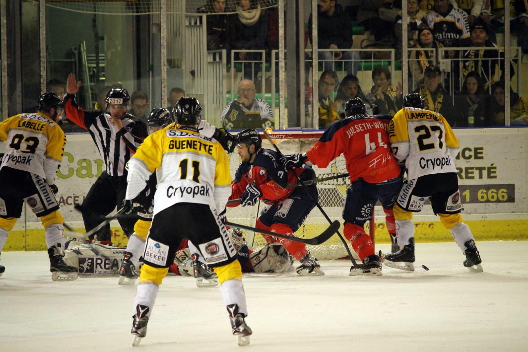 Angers  5 - 3 Rouen
