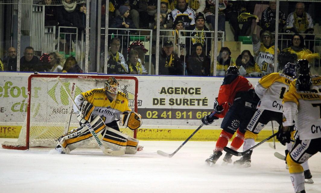 Angers  5 - 3 Rouen