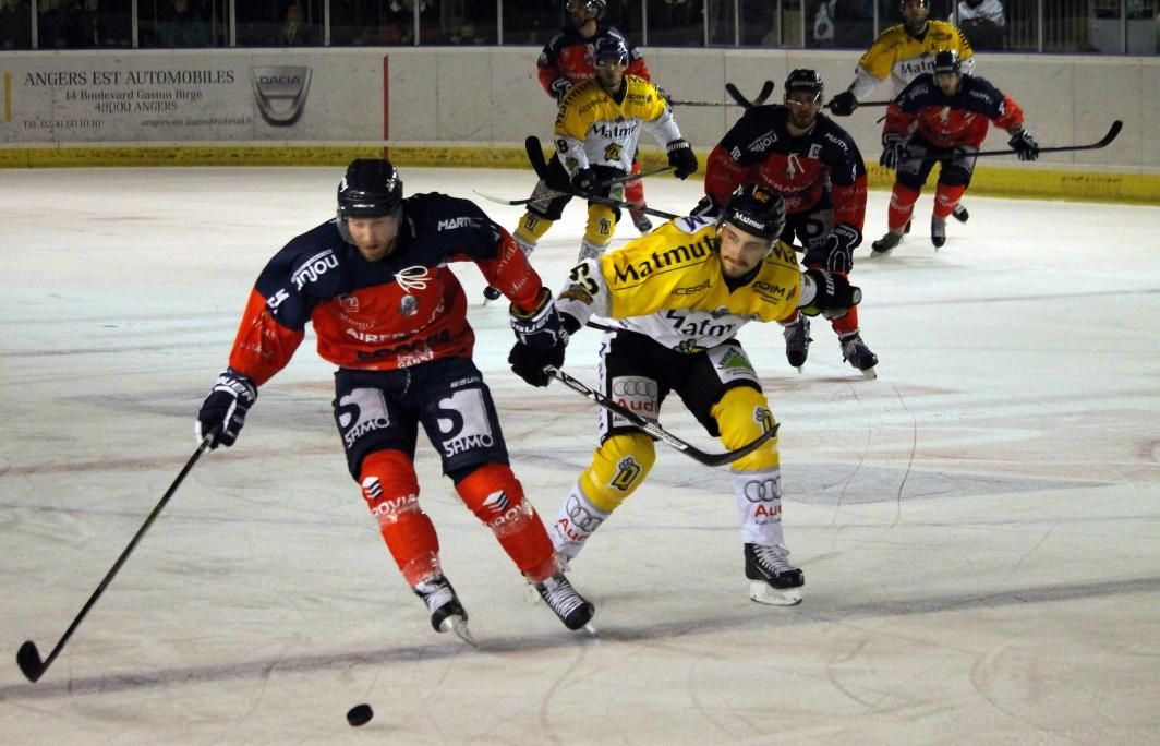 Angers  5 - 3 Rouen