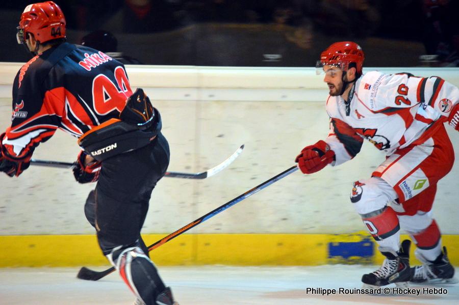 Neuilly/Marne 5 - 4 Courbevoie 