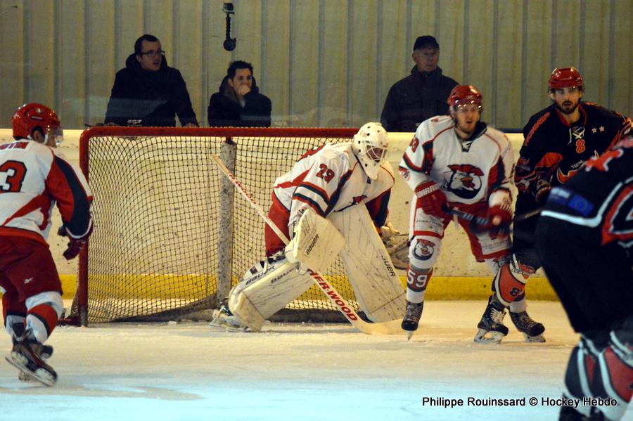 Neuilly/Marne 5 - 4 Courbevoie 