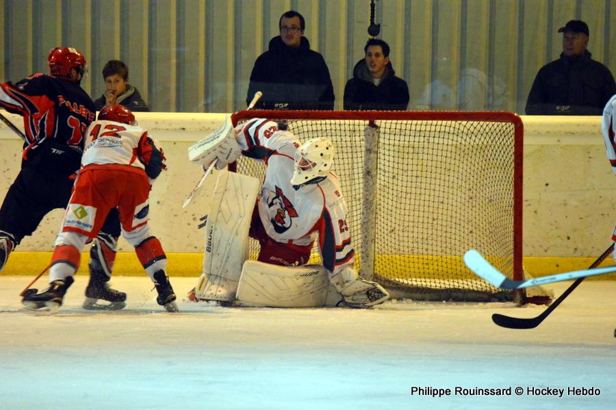 Neuilly/Marne 5 - 4 Courbevoie 