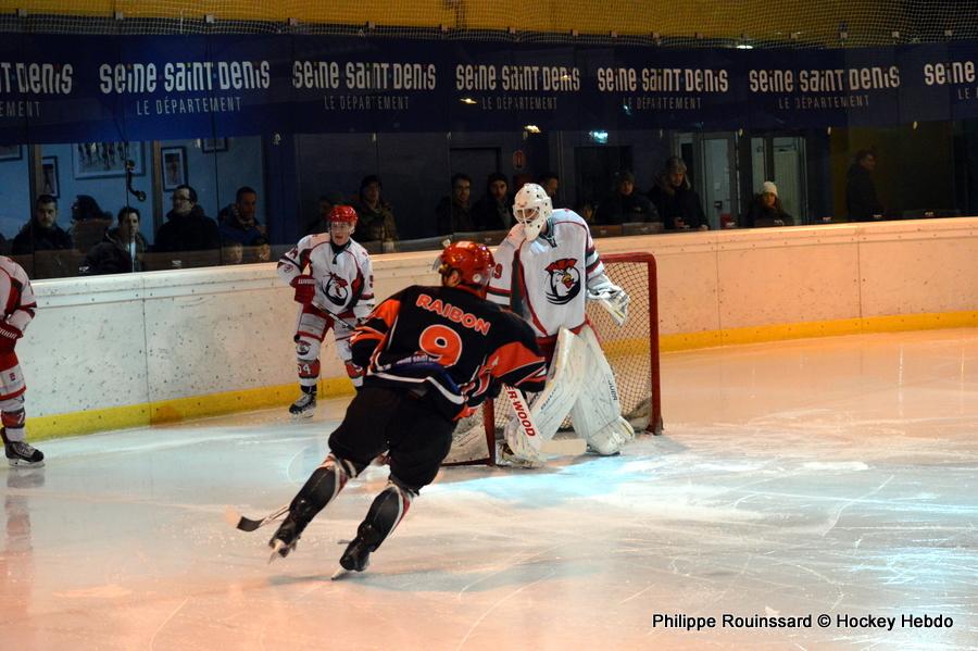 Neuilly/Marne 5 - 4 Courbevoie 