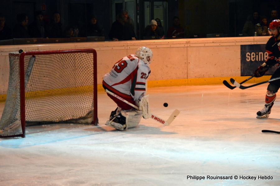 Neuilly/Marne 5 - 4 Courbevoie 