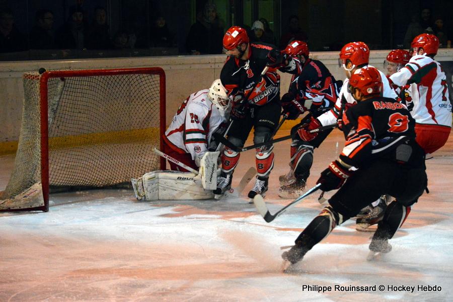 Neuilly/Marne 5 - 4 Courbevoie 