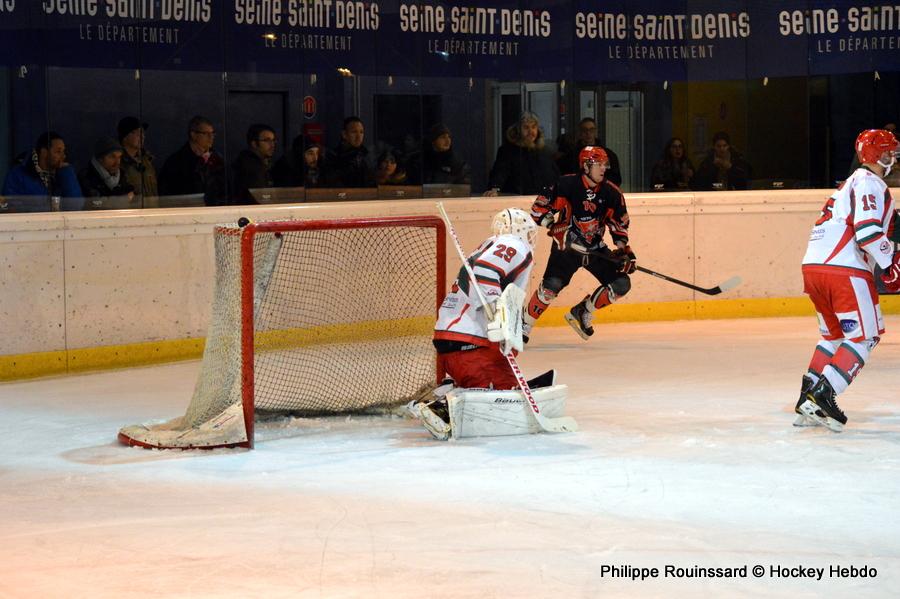 Neuilly/Marne 5 - 4 Courbevoie 