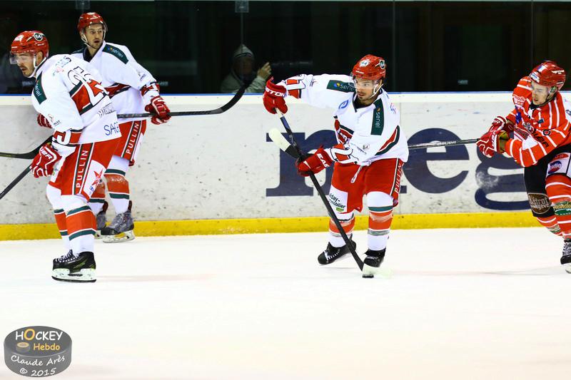 Mont-Blanc 0 - 5 Anglet