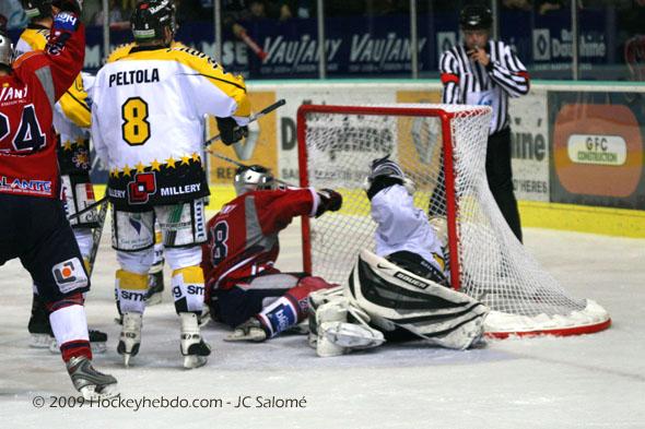Grenoble  3 - 2 Rouen