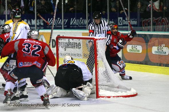Grenoble  3 - 2 Rouen