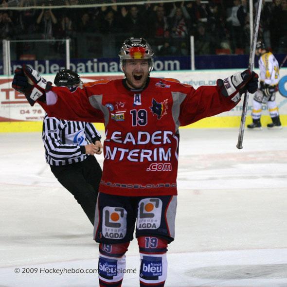 Grenoble  3 - 2 Rouen