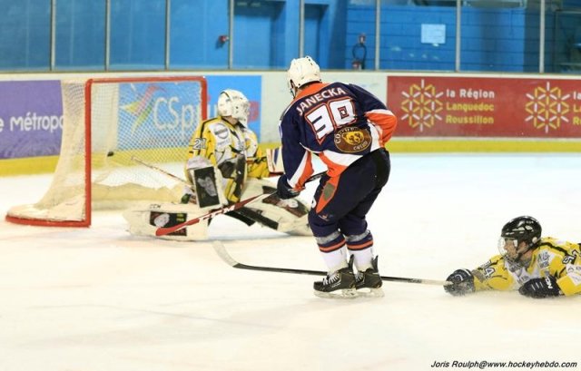 Photo hockey match Montpellier  - Chambéry II le 12/12/2015