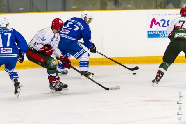 Photo hockey match Marseille - Cergy-Pontoise le 19/12/2015