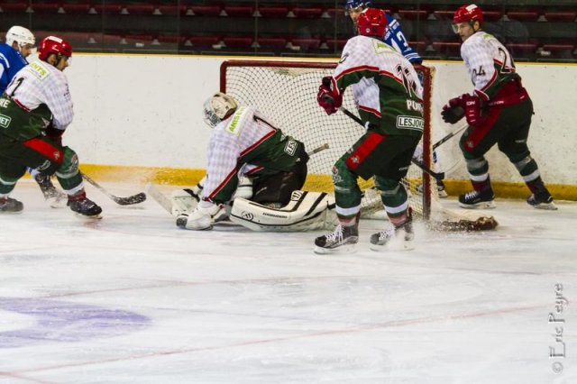 Photo hockey match Marseille - Cergy-Pontoise le 19/12/2015
