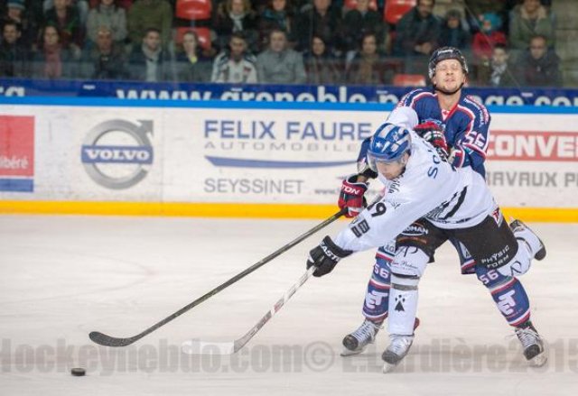 Photo hockey match Grenoble  - Brest  le 23/12/2015