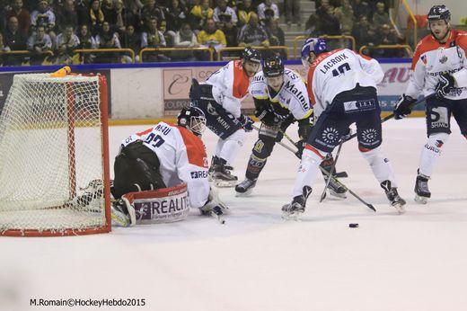 Rouen 9 - 3 Angers 