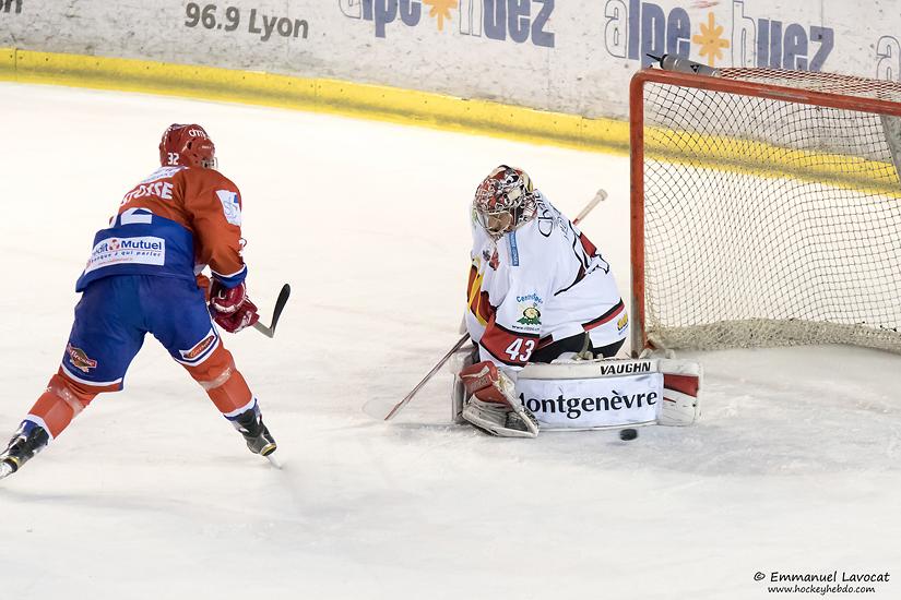 Lyon 2 - 3 Briançon 