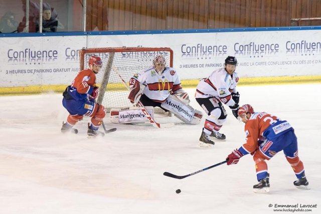 Photo hockey match Lyon - Briançon  le 27/12/2015