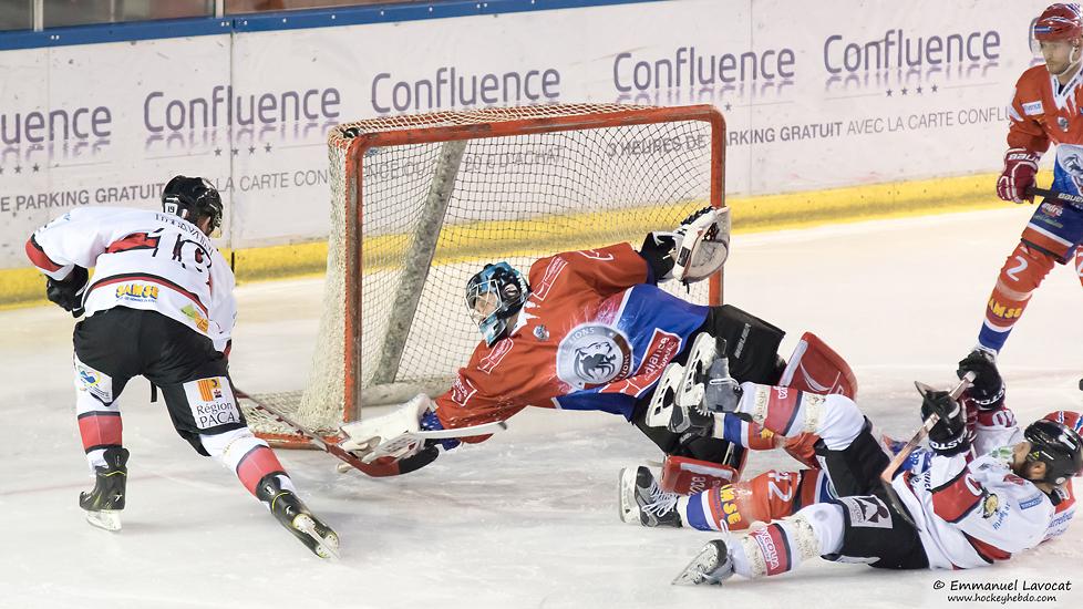 Lyon 2 - 3 Briançon 