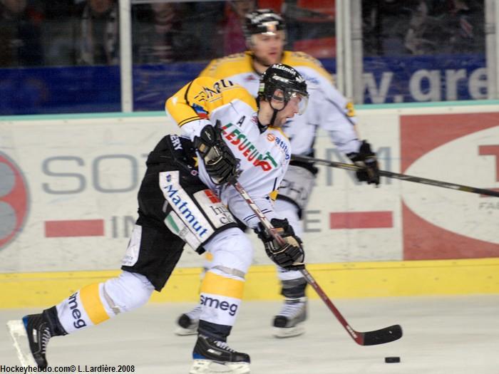 Grenoble  3 - 2 Rouen