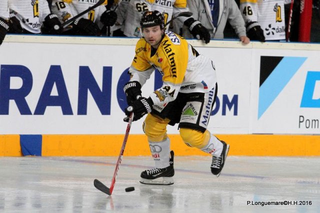 Photo hockey reportage CDF 16 Pascal