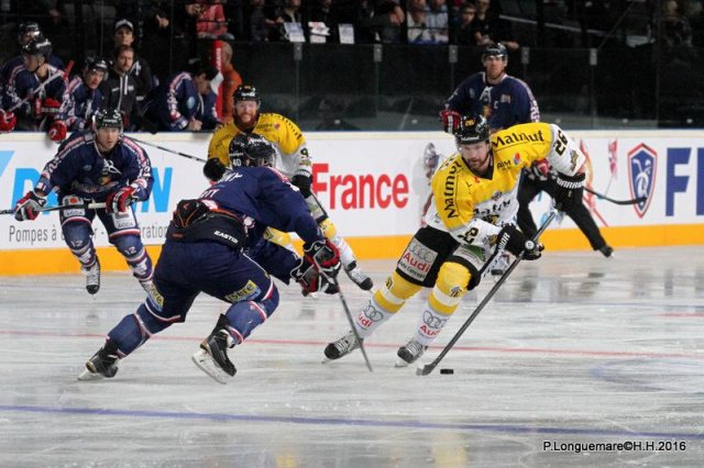 Photo hockey reportage CDF 16 Pascal