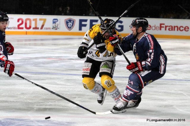 Photo hockey reportage CDF 16 Pascal