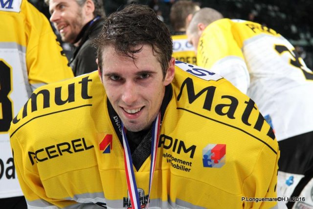 Photo hockey reportage CDF 16 Pascal