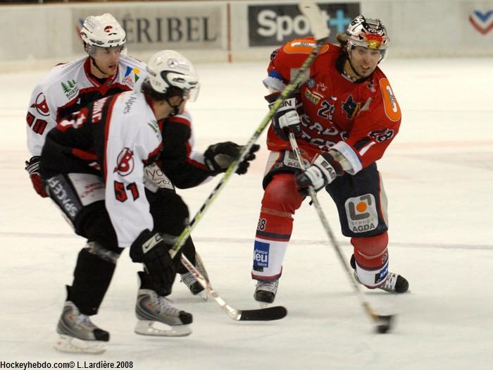 Briançon  3 - 4 Grenoble 