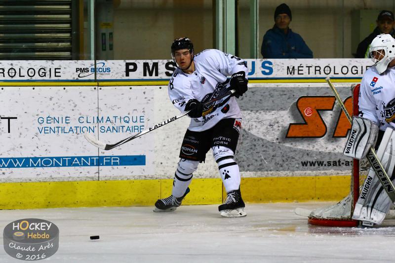 Chamonix  2 - 3 Brest 