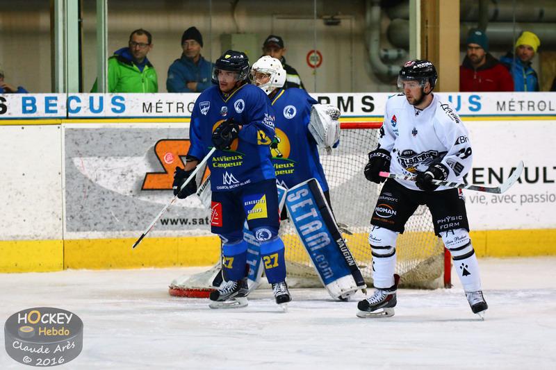Chamonix  2 - 3 Brest 