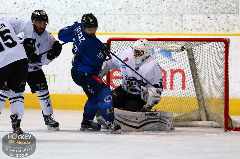 Chamonix  2 - 3 Brest 