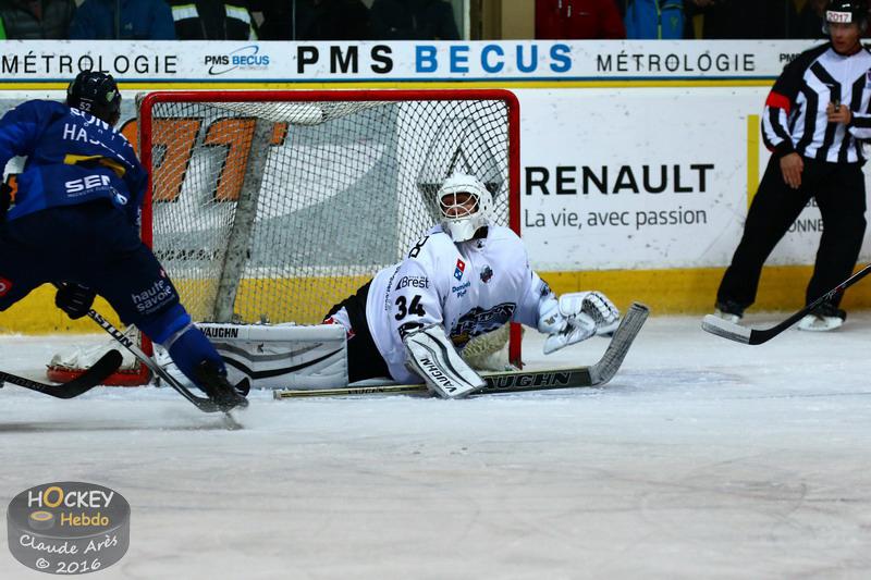Chamonix  2 - 3 Brest 
