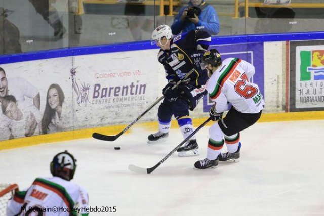 Photo hockey reportage Finale Conti Cup J1 Match1 : Tychy surprend Herning