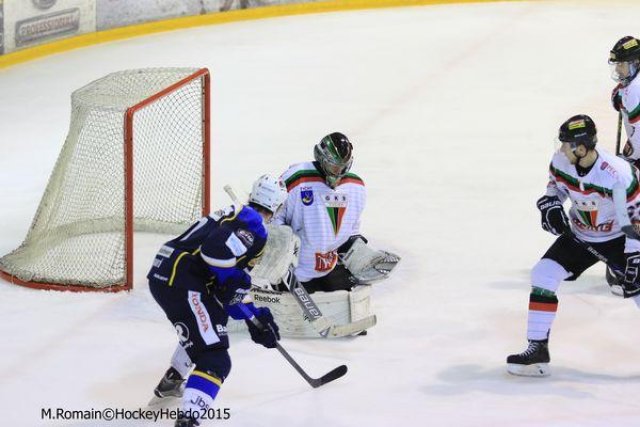 Photo hockey reportage Finale Conti Cup J1 Match1 : Tychy surprend Herning