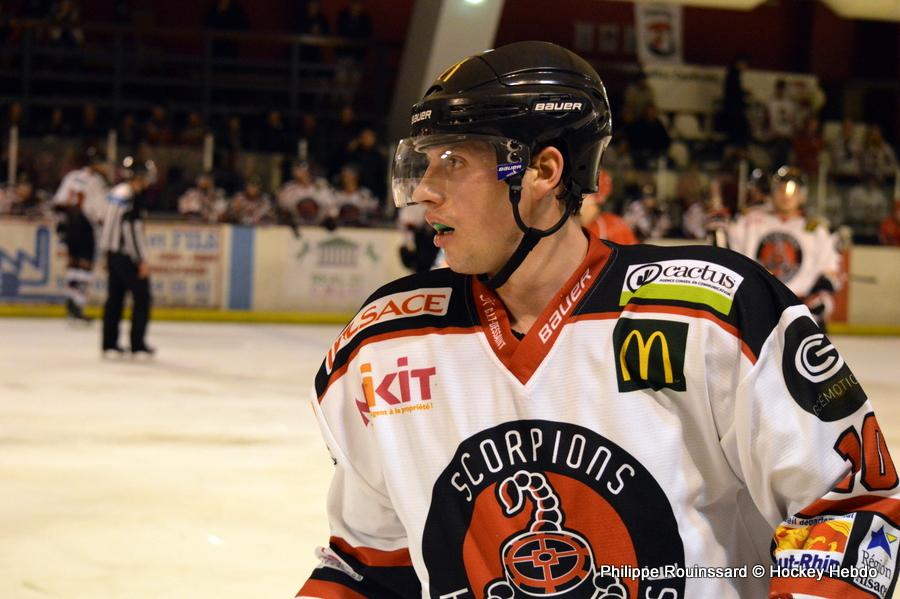 Courbevoie  4 - 5 Mulhouse